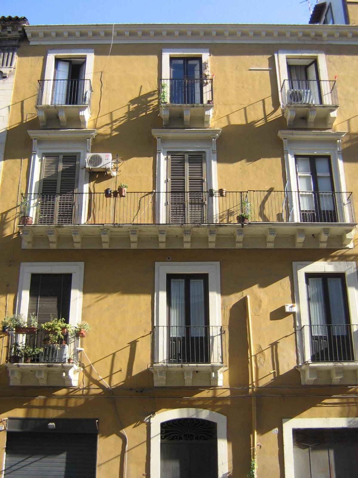 Solsicily Bed & Breakfast คาตาเนีย ภายนอก รูปภาพ