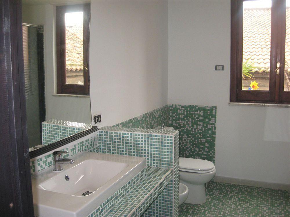 Solsicily Bed & Breakfast คาตาเนีย ภายนอก รูปภาพ